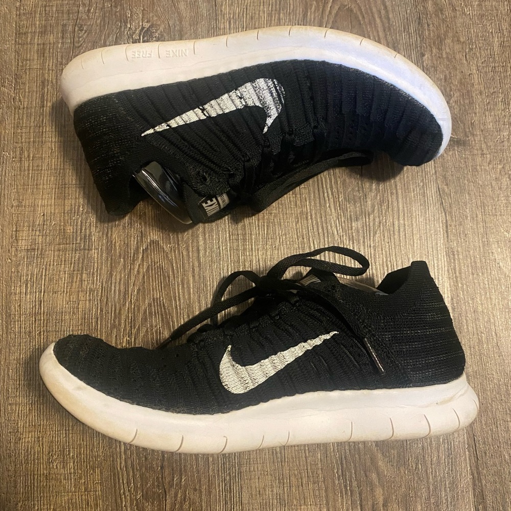 Nike Free Run Flyknit Shoes Size 7